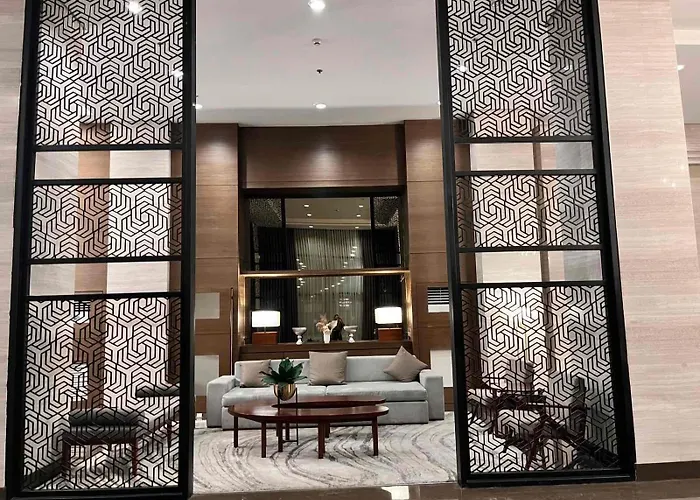 Bayview Near Ccp, Picc, Airport, Moa, Okada At Radiance Aparthotel Manila